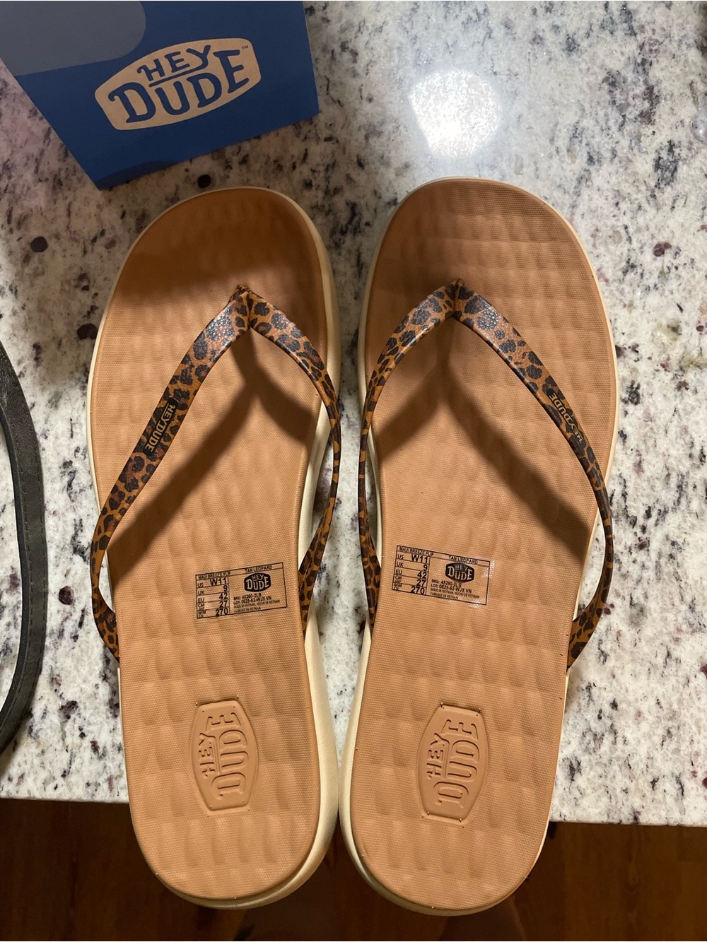 Hey Dude Womens Tan Footbed Flip Flops with Leopard Straps